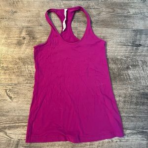 Lululemon magenta tank size 10